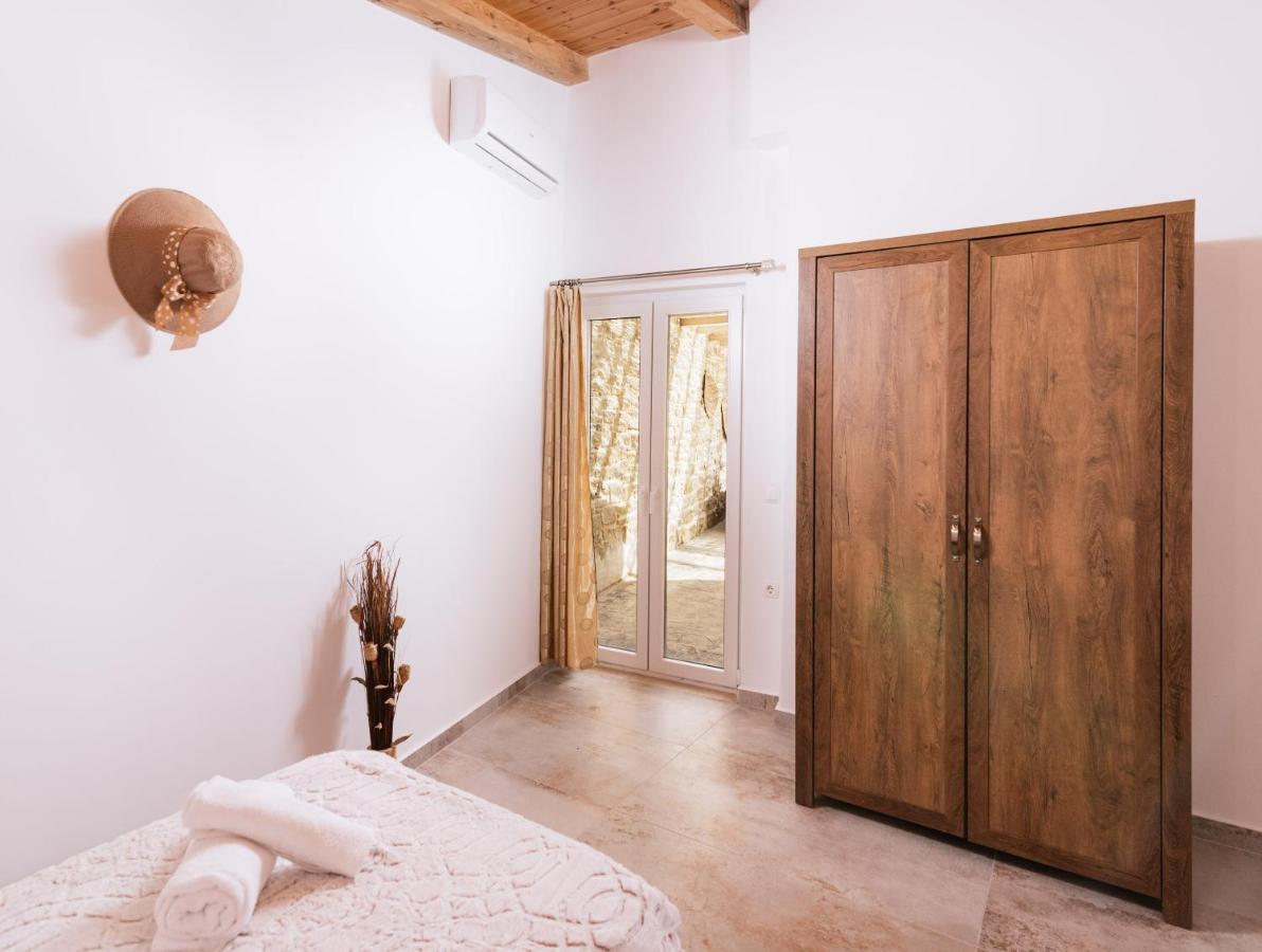 Villa Pagona Пицидия Екстериор снимка