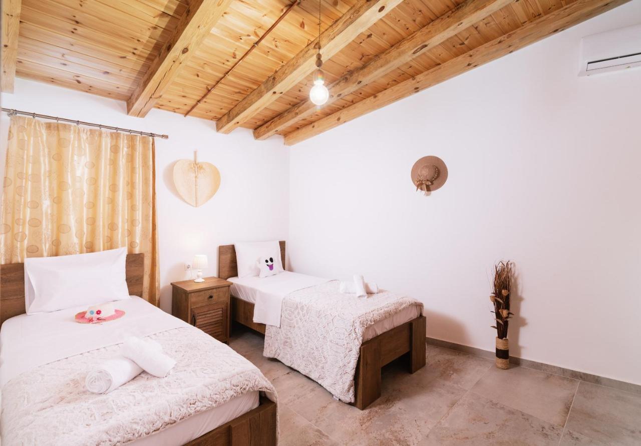 Villa Pagona Пицидия Екстериор снимка